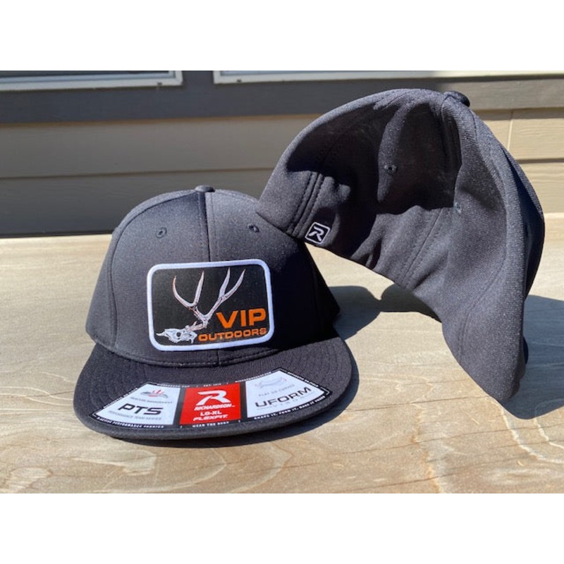 VIP Buck Hunter Hat, Black Flex Fit L/XL